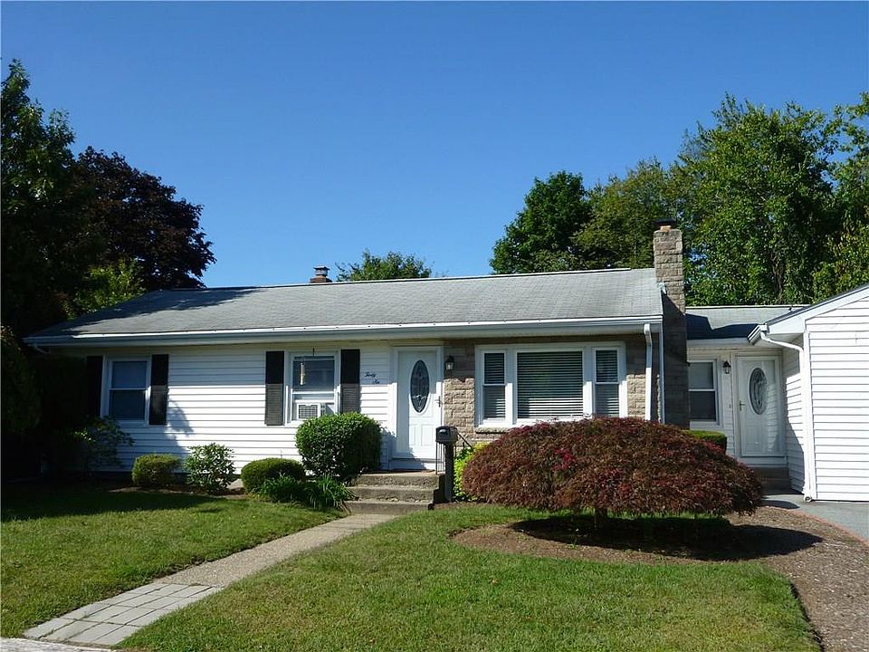 1st image of 46 Laurel Dr