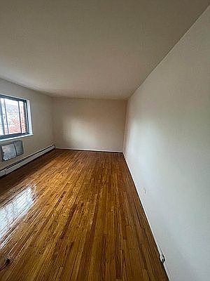 1st image of 88-15 Winchester Blvd #2