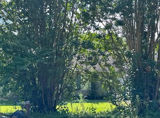 250 Larkmeadow Cir, Bluff City, TN 37618
