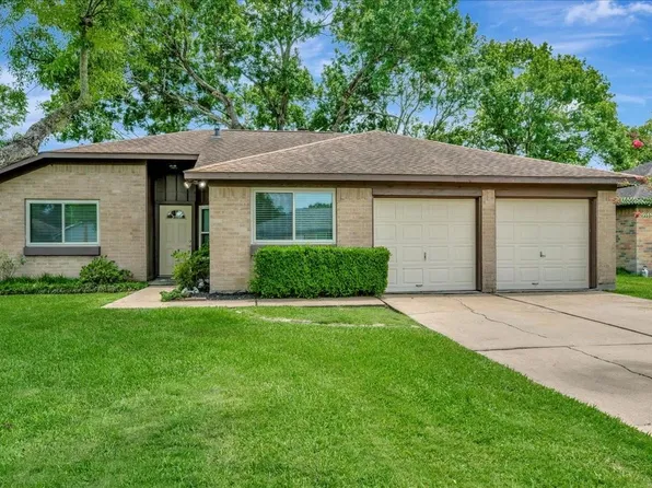 2905 Marlin Court, League City, TX 77573