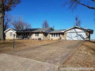 205 W Haynes St, Eldon, MO 65026