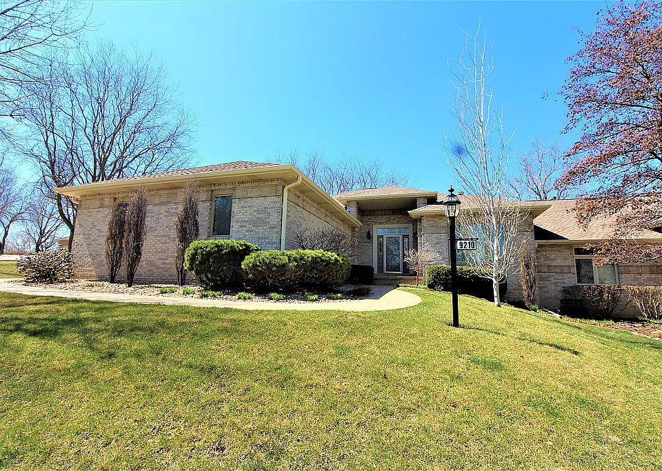1st image of 9210 Pioneers Blvd
