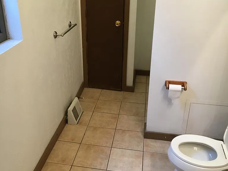 2910 E Carson St #2 — Photo 7