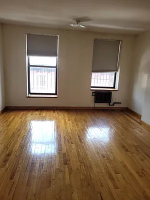 Rented by Danielle Stoller, LREB | media 12