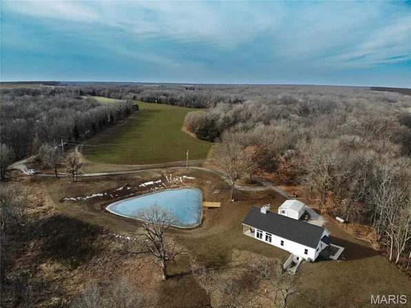 29100 Monroe Rd #336, Paris, MO 65275