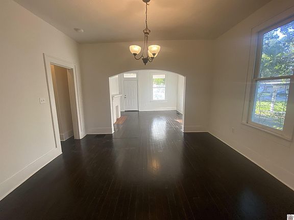 4th image of 906 N 24th St