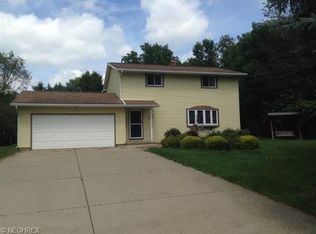 8371 Manchester Ave NW, Canal Fulton, OH 44614