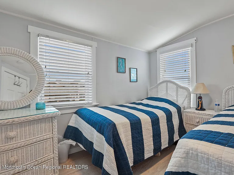 107 17th Ave — Photo 19