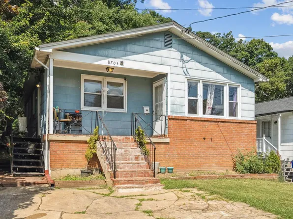 8704 34th Ave, College Park, MD 20740