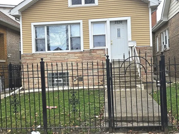 2236 N Mulligan Ave, Chicago, IL 60639