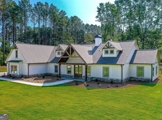 153 Riversong Rd, Carrollton, GA 30117