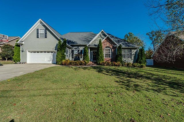 1st image of 820 Windingbrook Ct