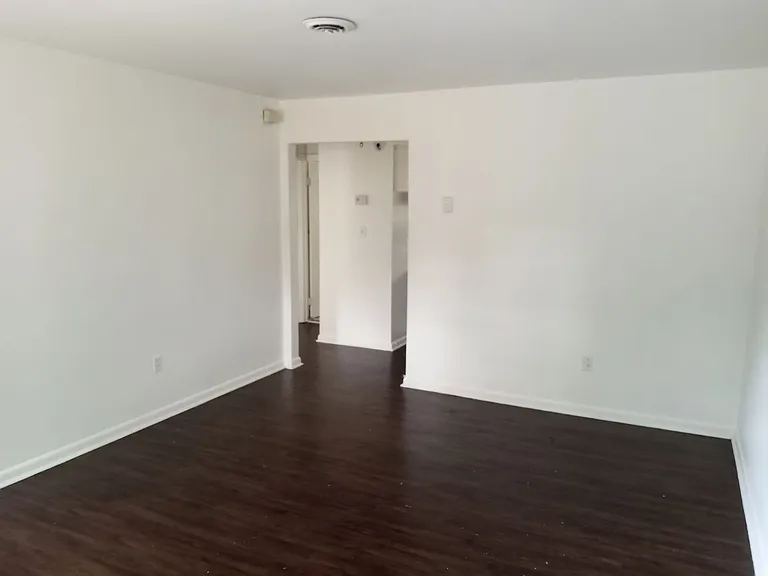 1346 Strand St — Photo 22