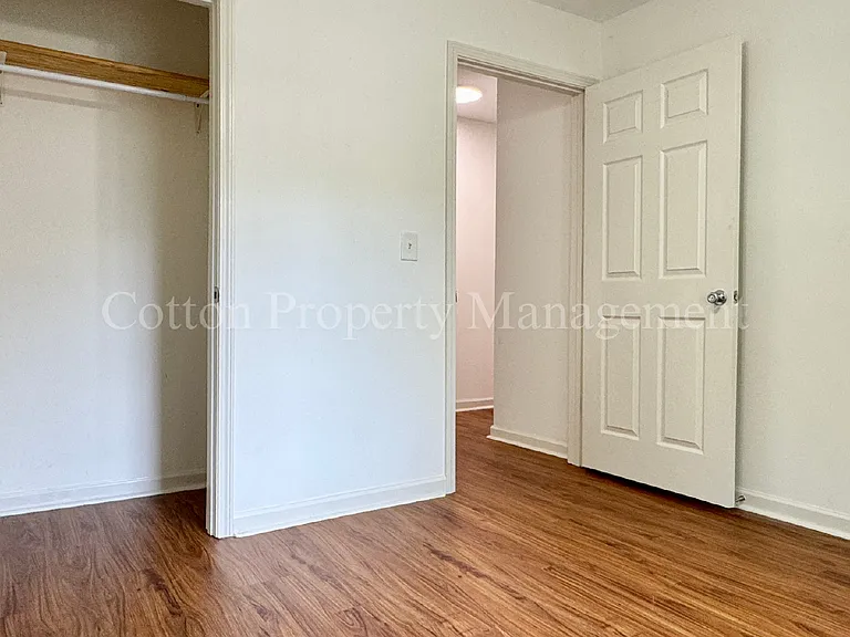 5138 Greenville Loop Rd #D — Photo 14
