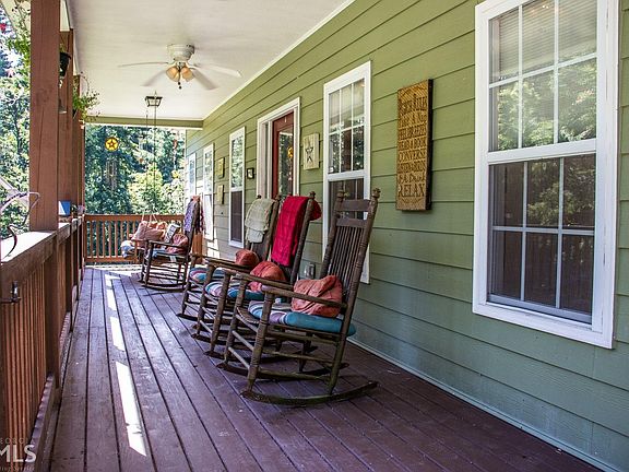3rd image of 285 Smith Cir