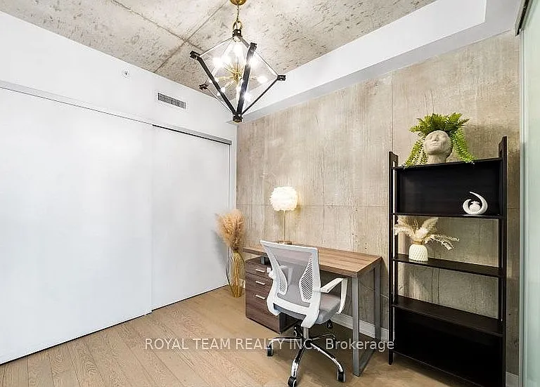 39 Brant St #815 — Photo 15