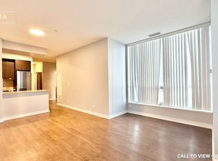 255 Village Green Sq #204, Toronto, ON M1S 0L7
