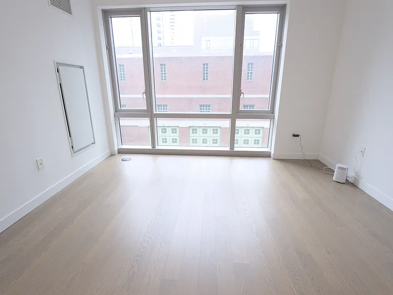 75 Park Ln S #318 — Photo 8