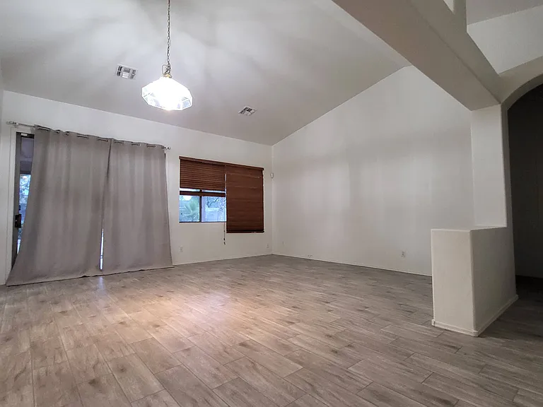 4128 W Menadota Dr — Photo 15