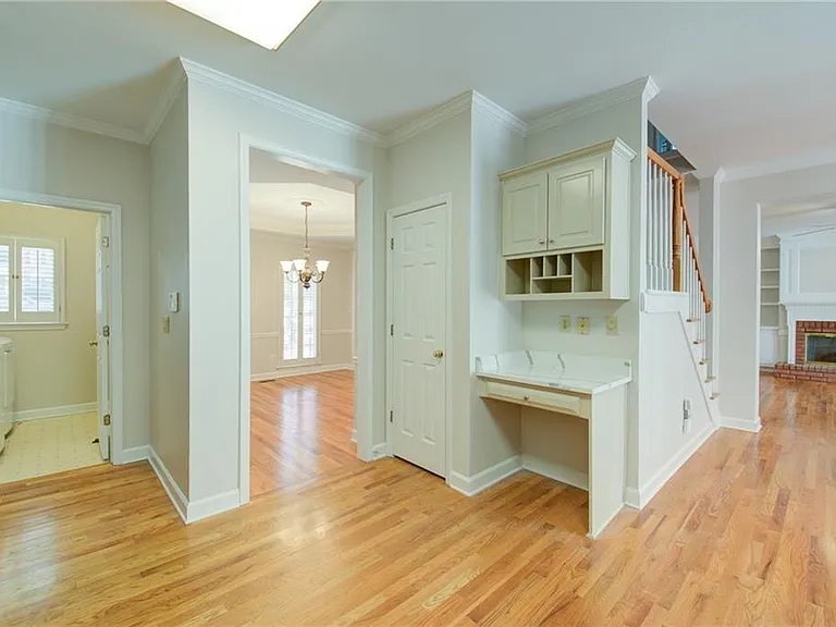 2020 Ridge Gate Dr — Photo 8