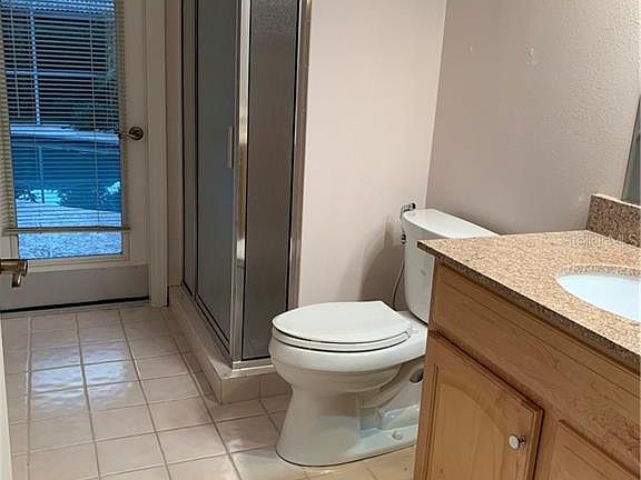 5th image of 5012 Londonderry Dr