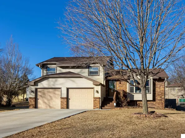 2928 S 158th Cir, Omaha, NE 68130