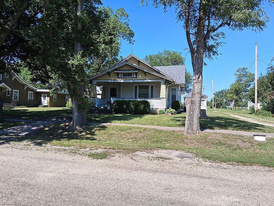 1st image of 114 N 2nd St