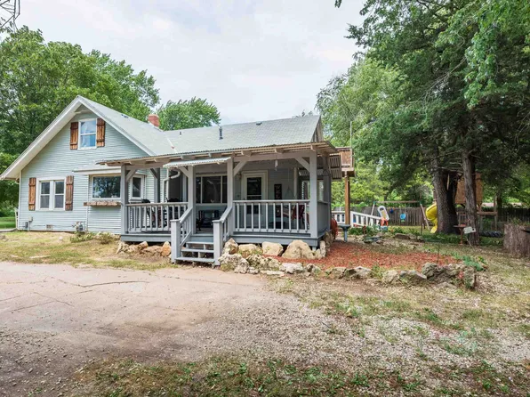 1246 N Custer Ln, Augusta, KS 67010