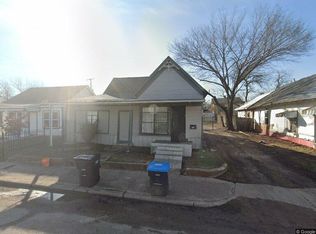 1132 E Hattie St, Fort Worth, TX 76104