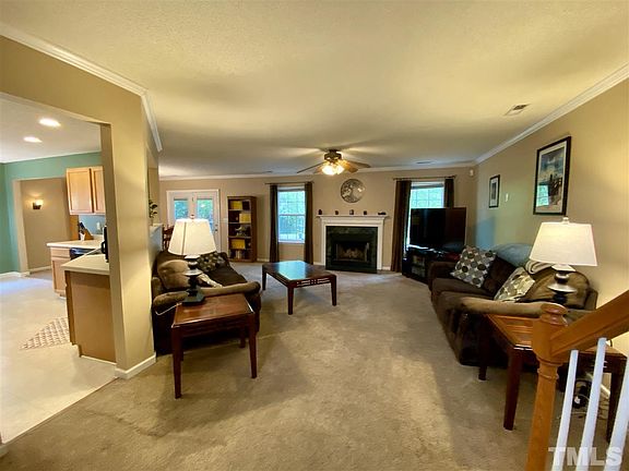 4th image of 5521 Bridgeman Ct