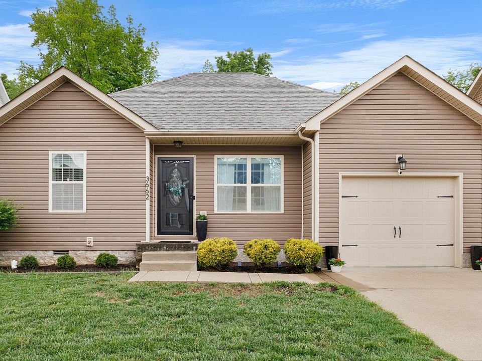 1st image of 3662 Fox Tail Dr