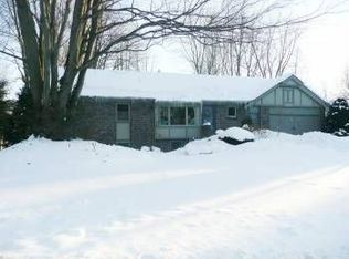 4254 Yorkshire Dr, Hudsonville, MI 49426