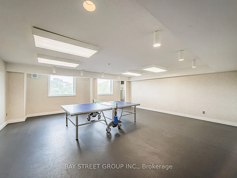 326 Major Mackenzie Dr E #102 — Photo 10