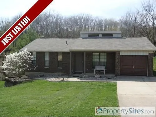 2599 Lake Ct photo 1