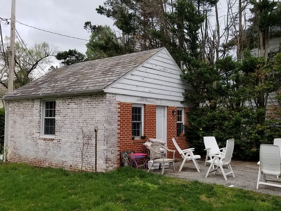 1st image of 3310 Labyrinth Rd #1