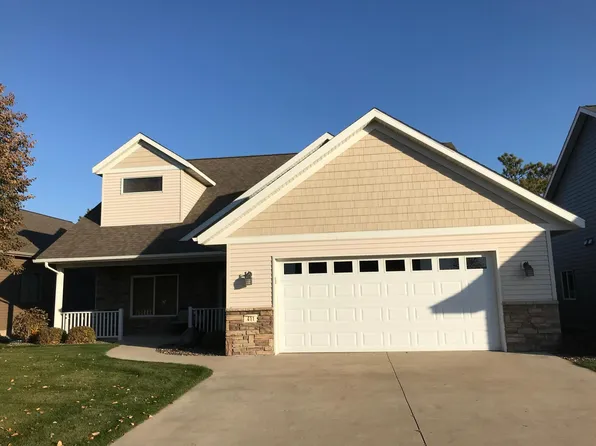 411 15th St N, Cold Spring, MN 56320