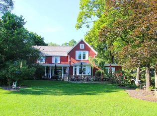 3440 S Monterey Dr, New Berlin, WI 53151