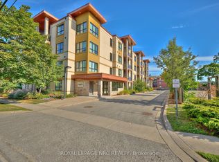 26 Wellington St #304, Saint Catharines, ON L2R 5P8