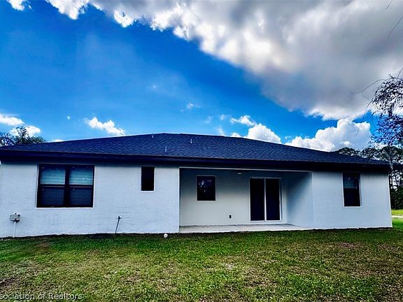 5th image of 4220 Almeria Ave