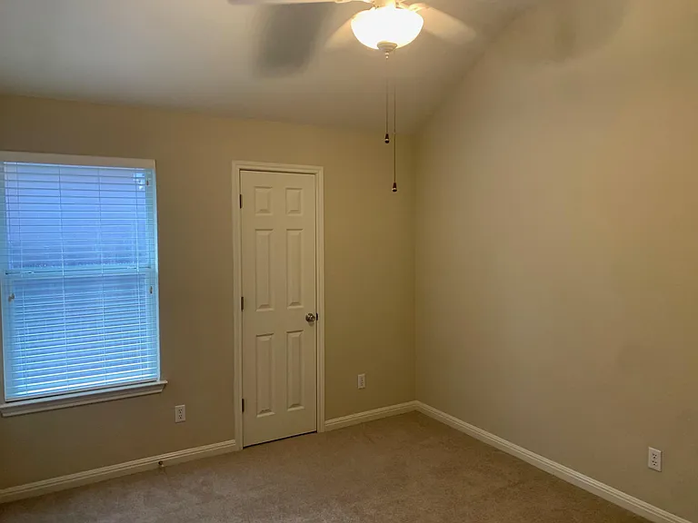 137 Antler Cir — Photo 13