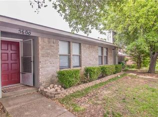 5600 Hearthwood Ct, Arlington, TX 76016