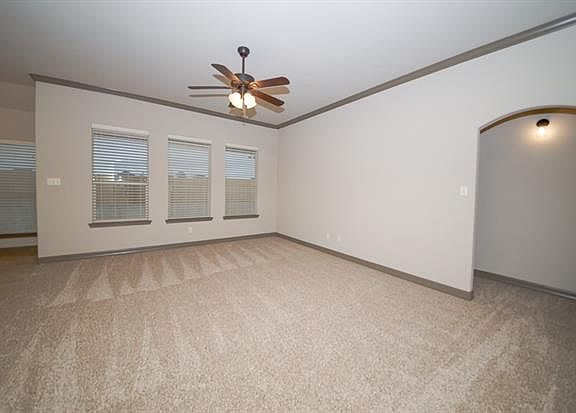 4th image of 128 Comanche Dr