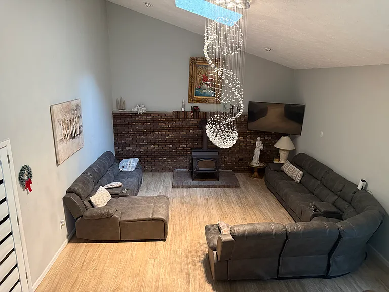 1212 Lisa Ln — Photo 28