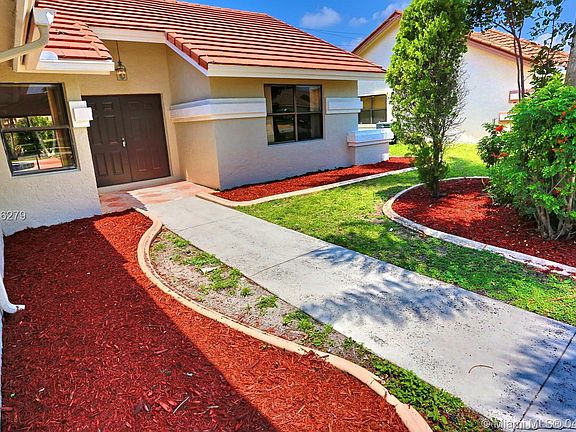 3rd image of 9312 Sun Pointe Dr