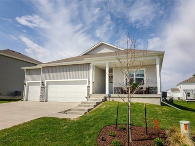 5512 145th St, Urbandale, IA, 50323