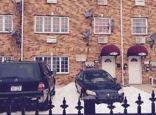 18613 Jamaica Ave, Jamaica, NY 11423