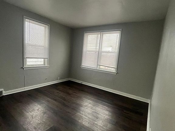 3rd image of 4030 Pulaski St Floor 2