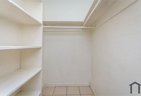 5th image of 2570 Traction Ave #7