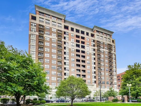 849 N Franklin St Unit 1110, Chicago, IL 60610