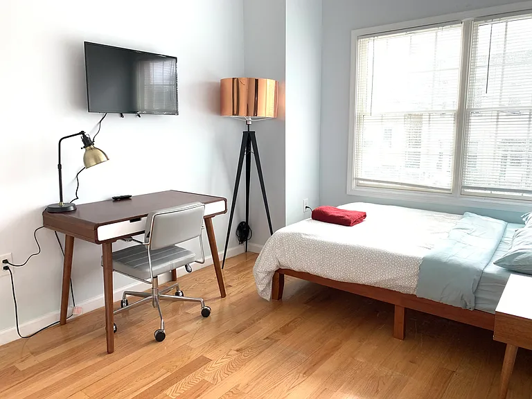 136 Grace St #2 — Photo 23